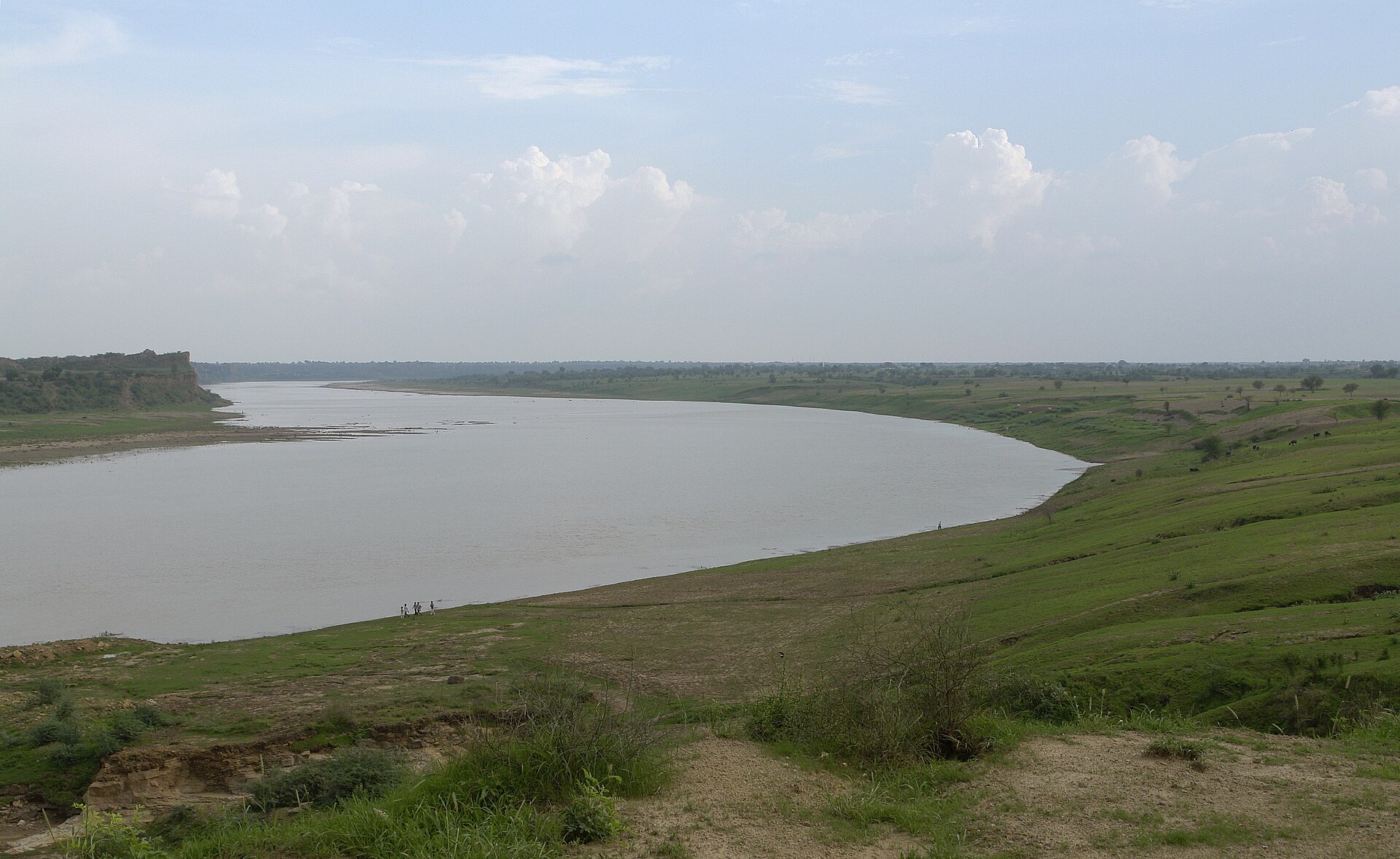 The Chambal river running between ravines
