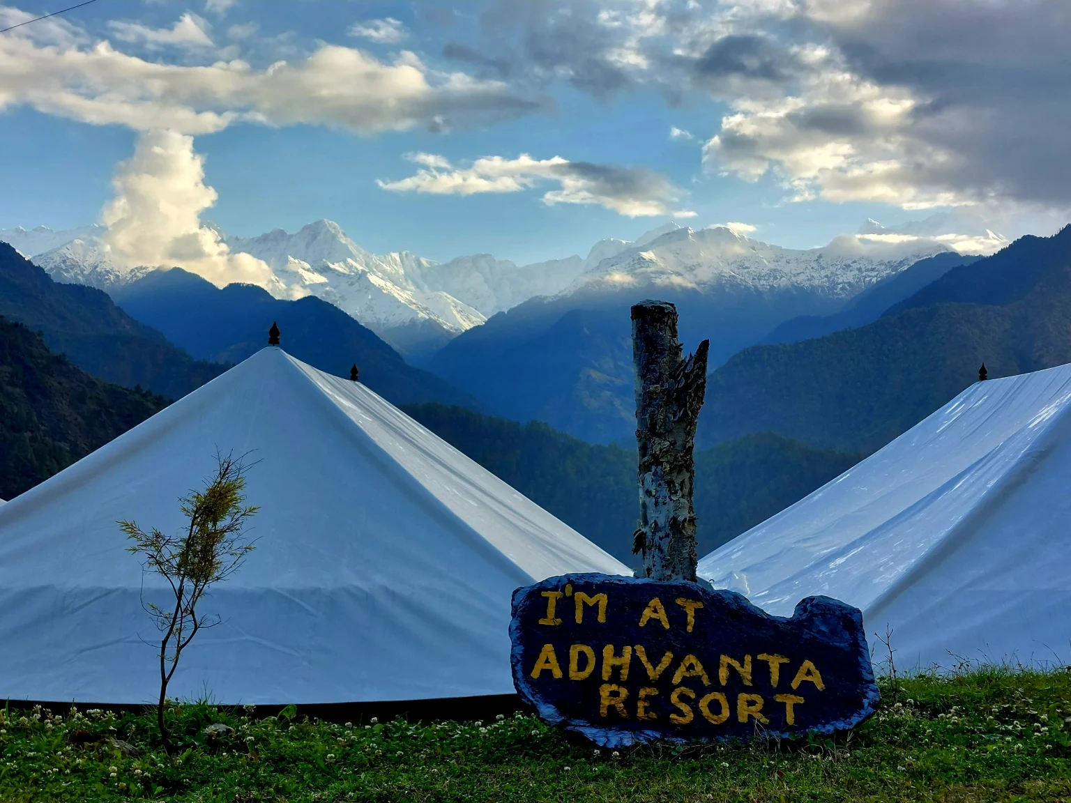 Adhvanta Resort at Guptkashi with Himalayan views