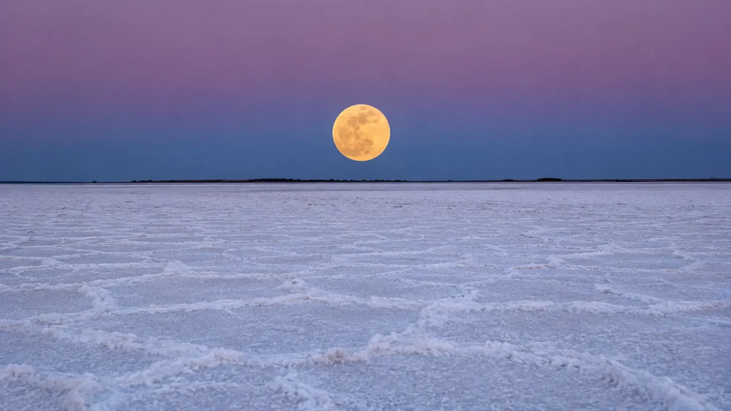 Full moon rising over the white salt desert at Rann of Kutch